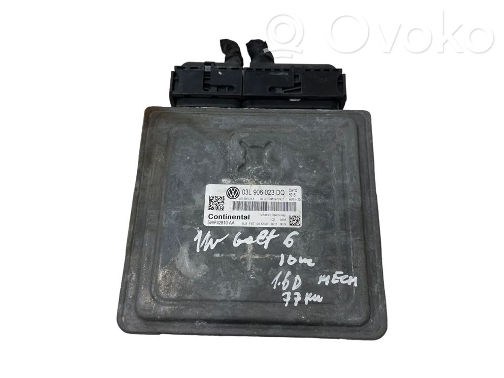 Volkswagen Golf VI Engine control unit/module 