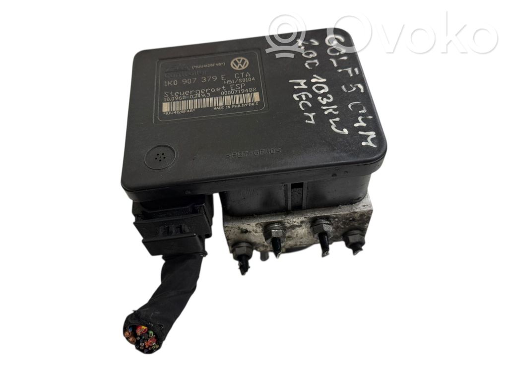 Volkswagen Golf V Bomba de ABS 