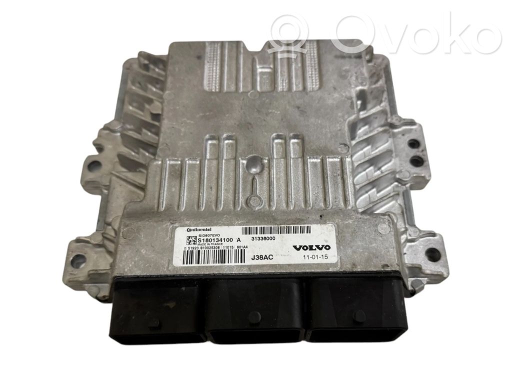 Volvo V50 Engine control unit/module 