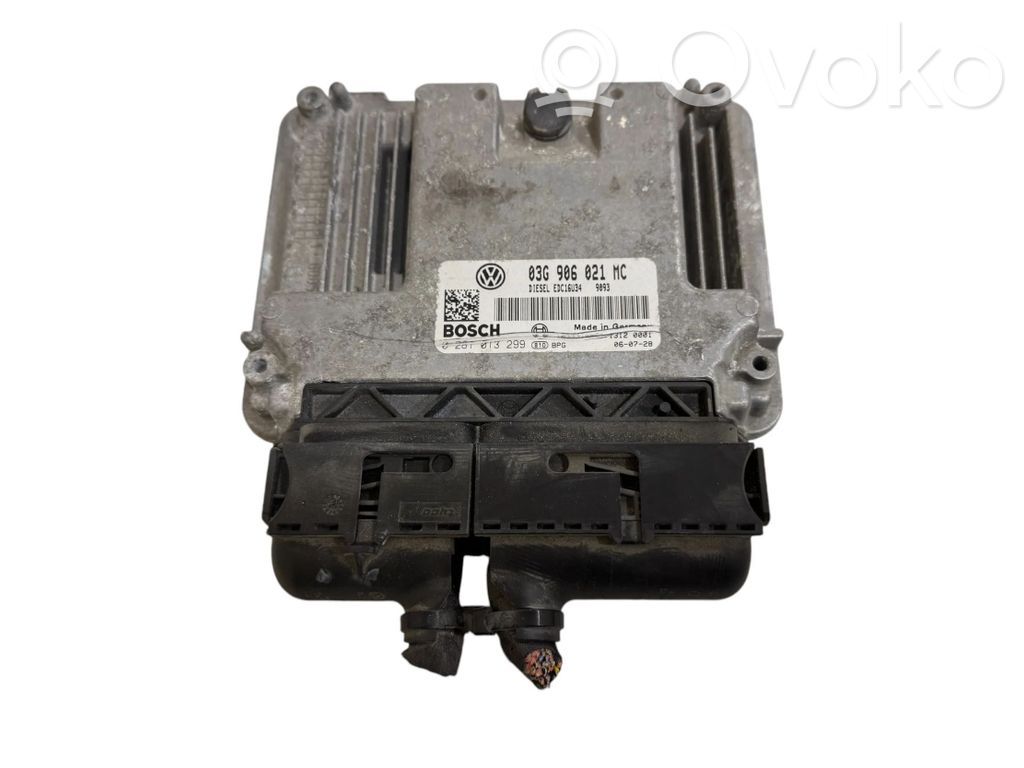 Skoda Octavia Mk2 (1Z) Engine control unit/module 