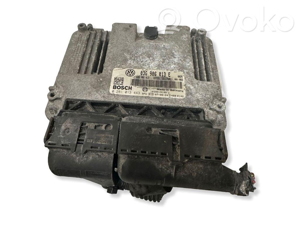 Skoda Roomster (5J) Engine control unit/module 