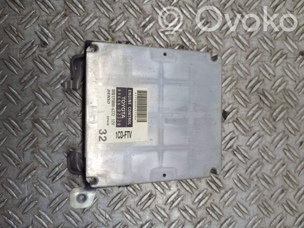 Toyota Corolla E120 E130 Engine control unit/module 