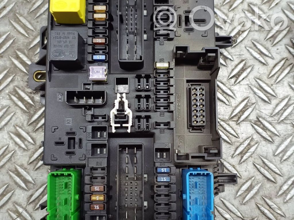 Opel Astra H Fuse box set 