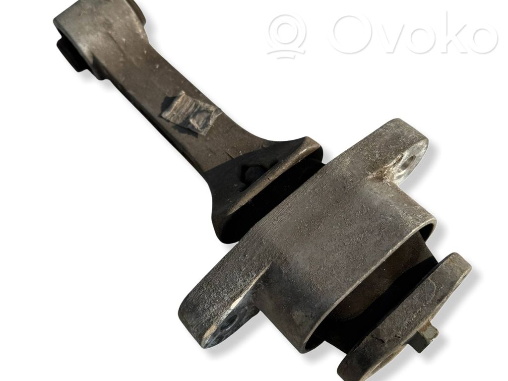 KIA Sportage Engine mount bracket 
