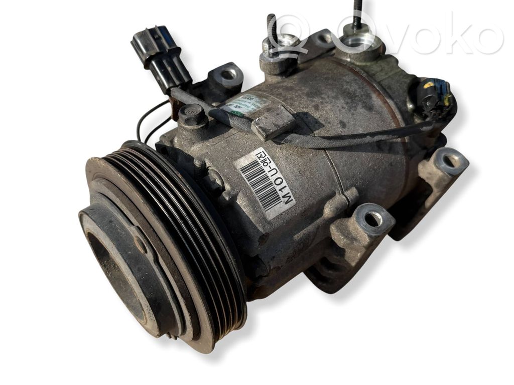 Hyundai ix35 Air conditioning (A/C) compressor (pump) 