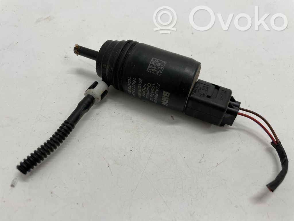 BMW 1 F20 F21 Windscreen/windshield washer pump 