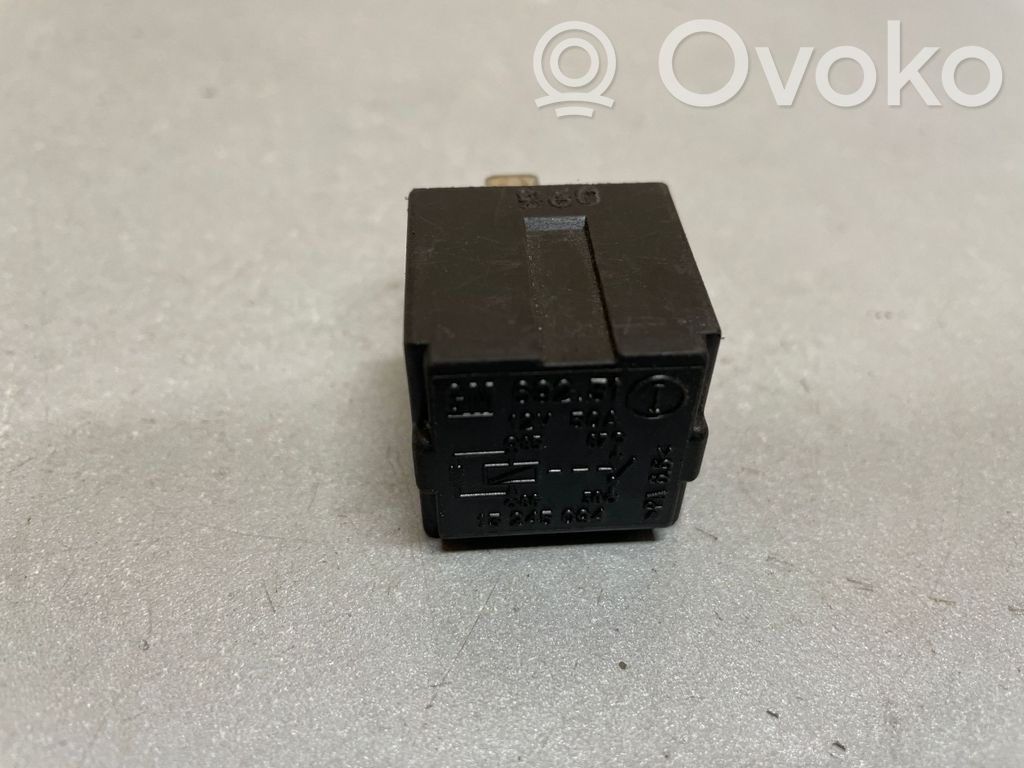 Opel Insignia A Other relay 
