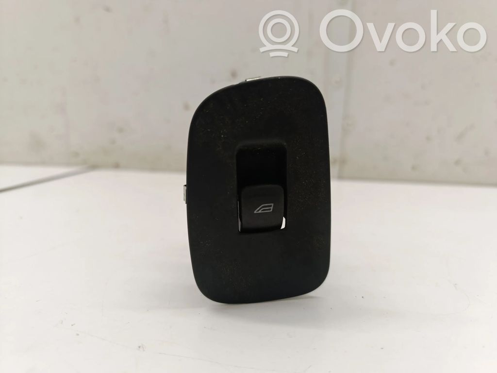 Volvo XC60 Electric window control switch 