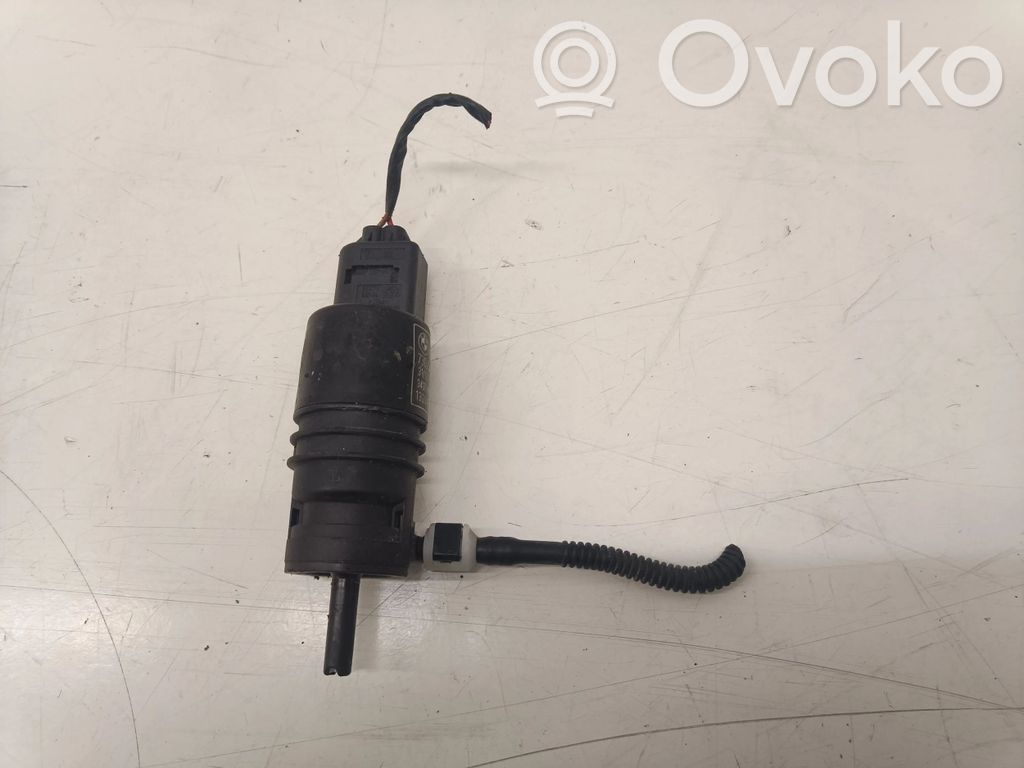 BMW 1 F20 F21 Windscreen/windshield washer pump 
