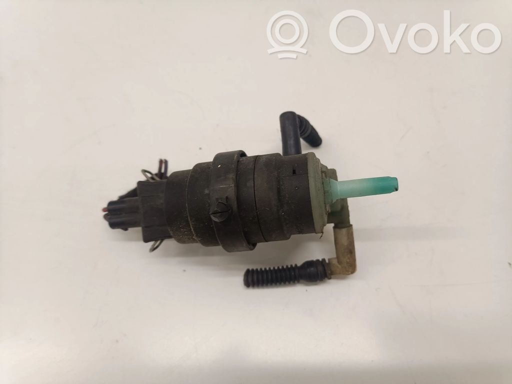 Opel Astra H Windscreen/windshield washer pump 