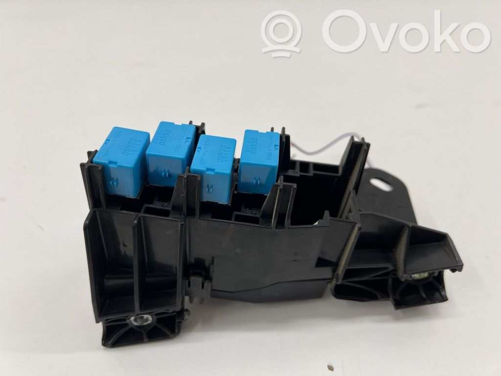 Toyota Hilux VIII Drošinātāju bloks 