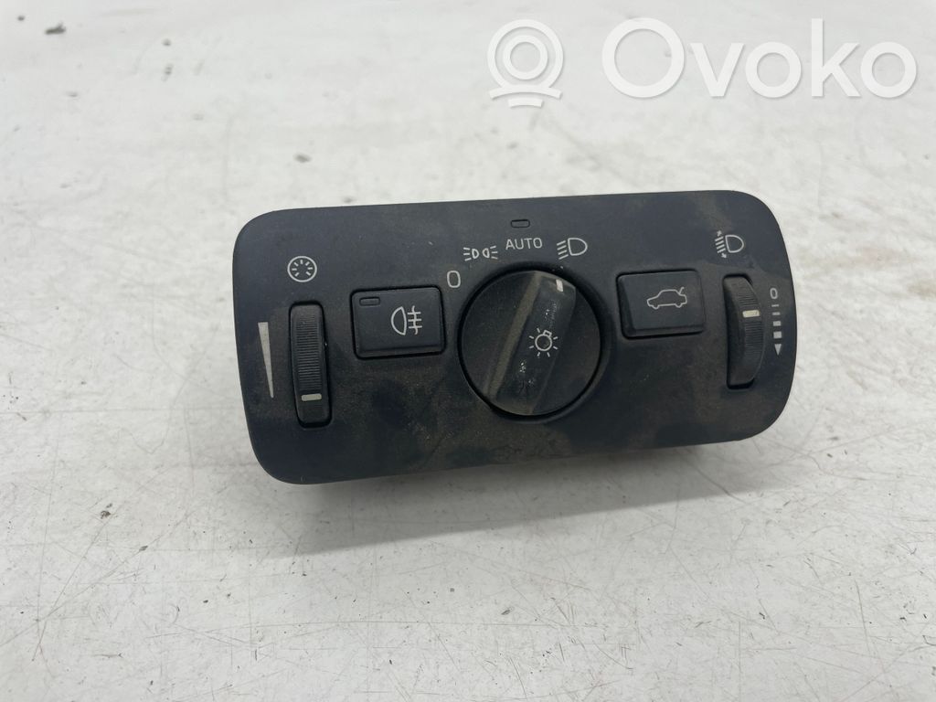 Volvo V40 Light switch 