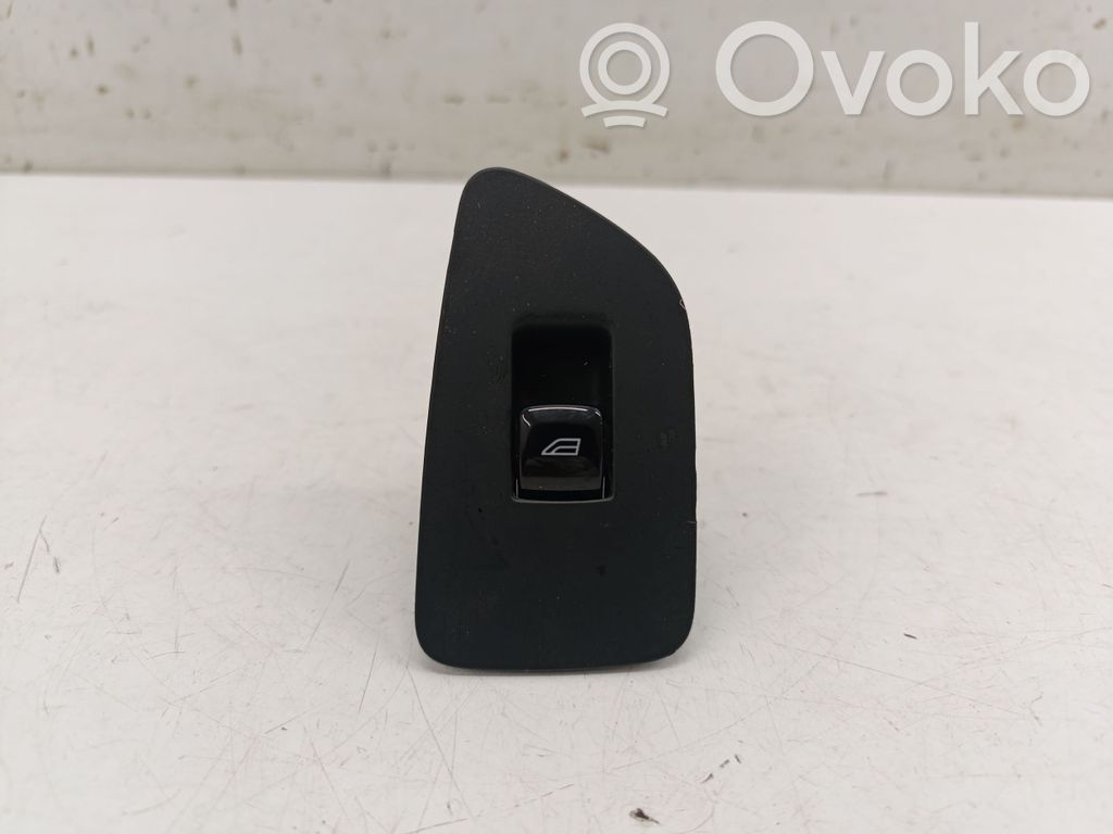 Volvo XC90 Electric window control switch 