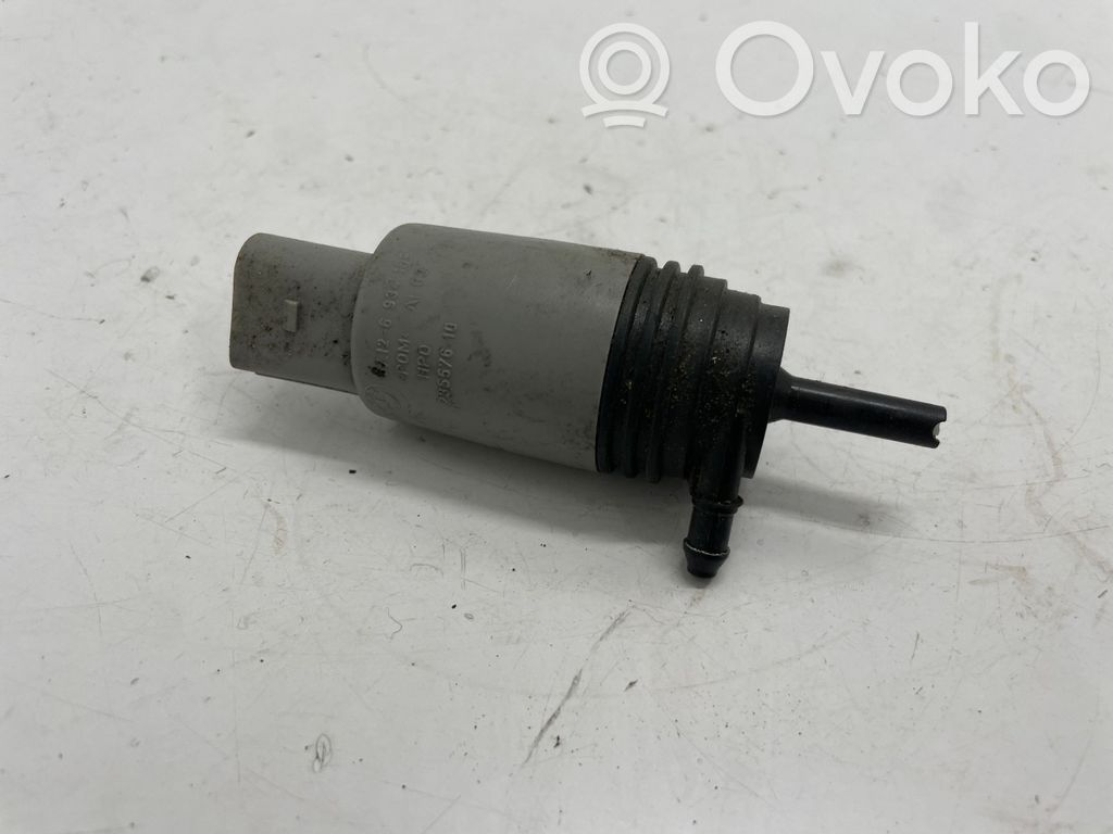 BMW 3 G20 G21 Windscreen/windshield washer pump 