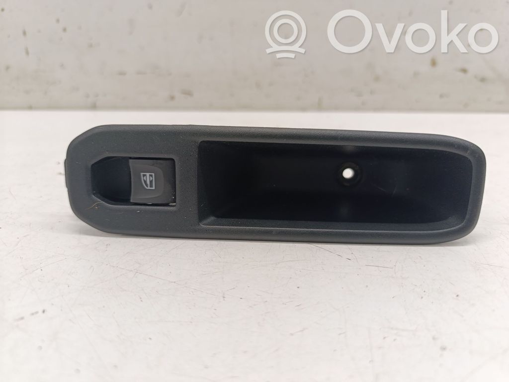 Dacia Duster II Electric window control switch 