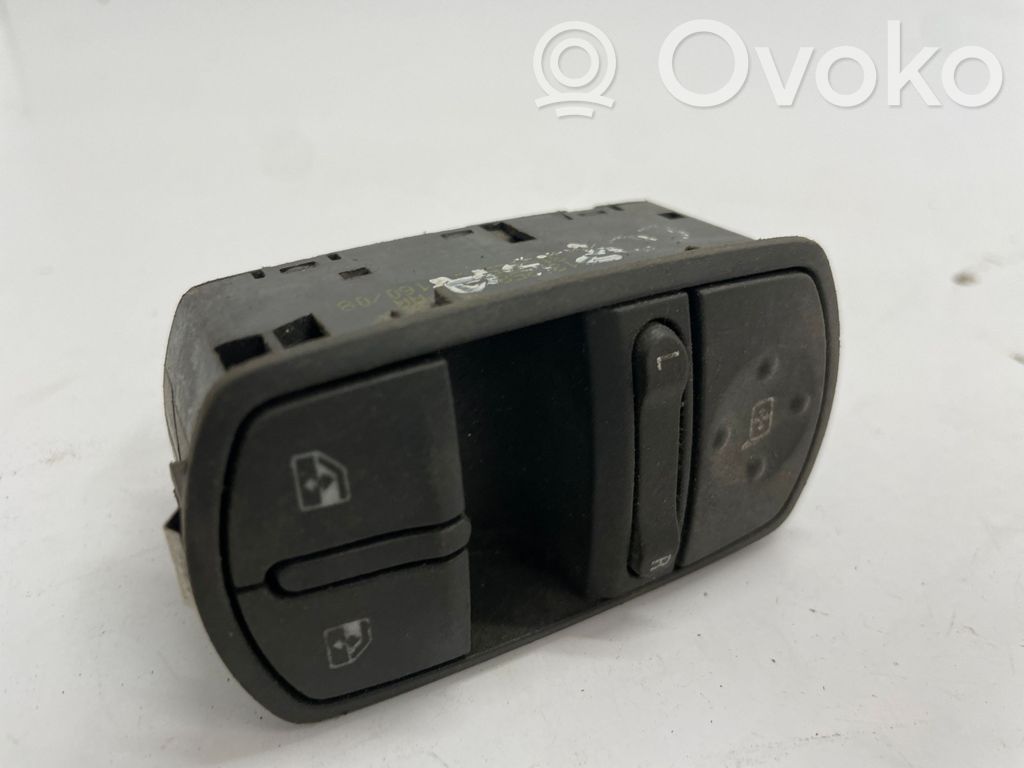 Opel Corsa E Electric window control switch 