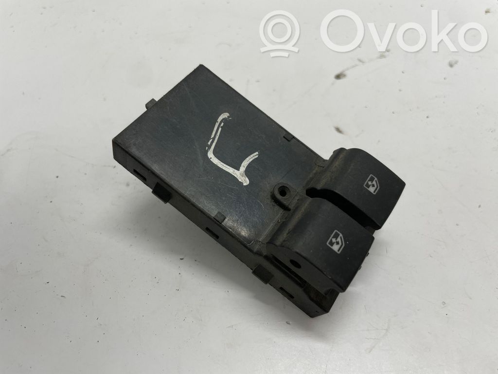 Opel Astra J Electric window control switch 