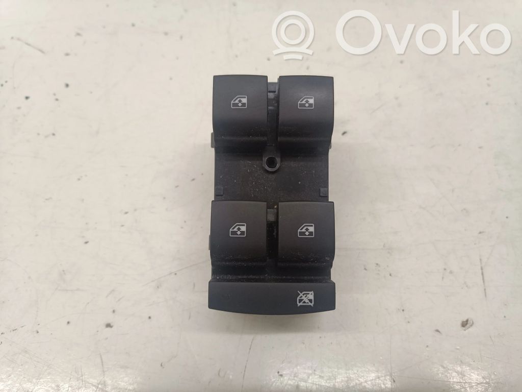 Opel Astra K Interruptor del elevalunas eléctrico 
