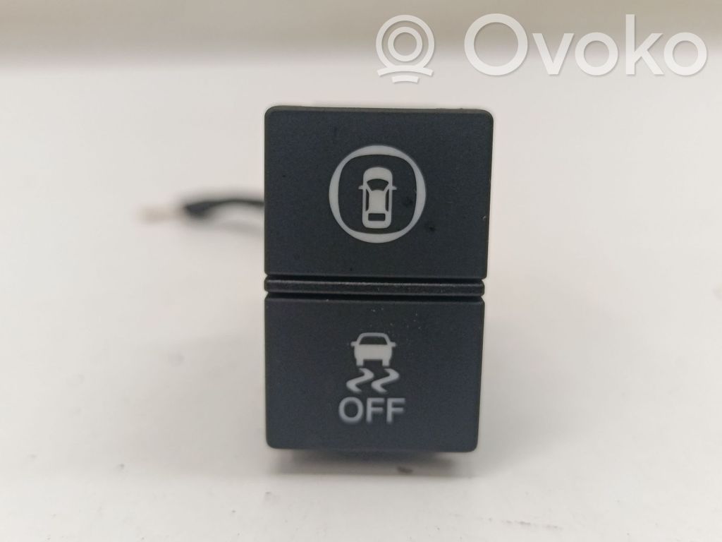 ESP (stability program) switch   V220624C,M64747
