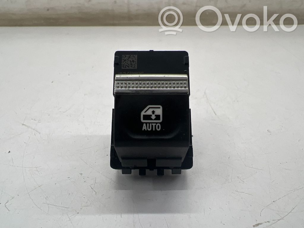 Renault Austral Electric window control switch 