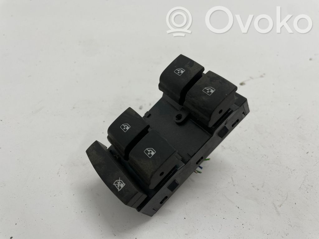 Opel Astra K Electric window control switch 
