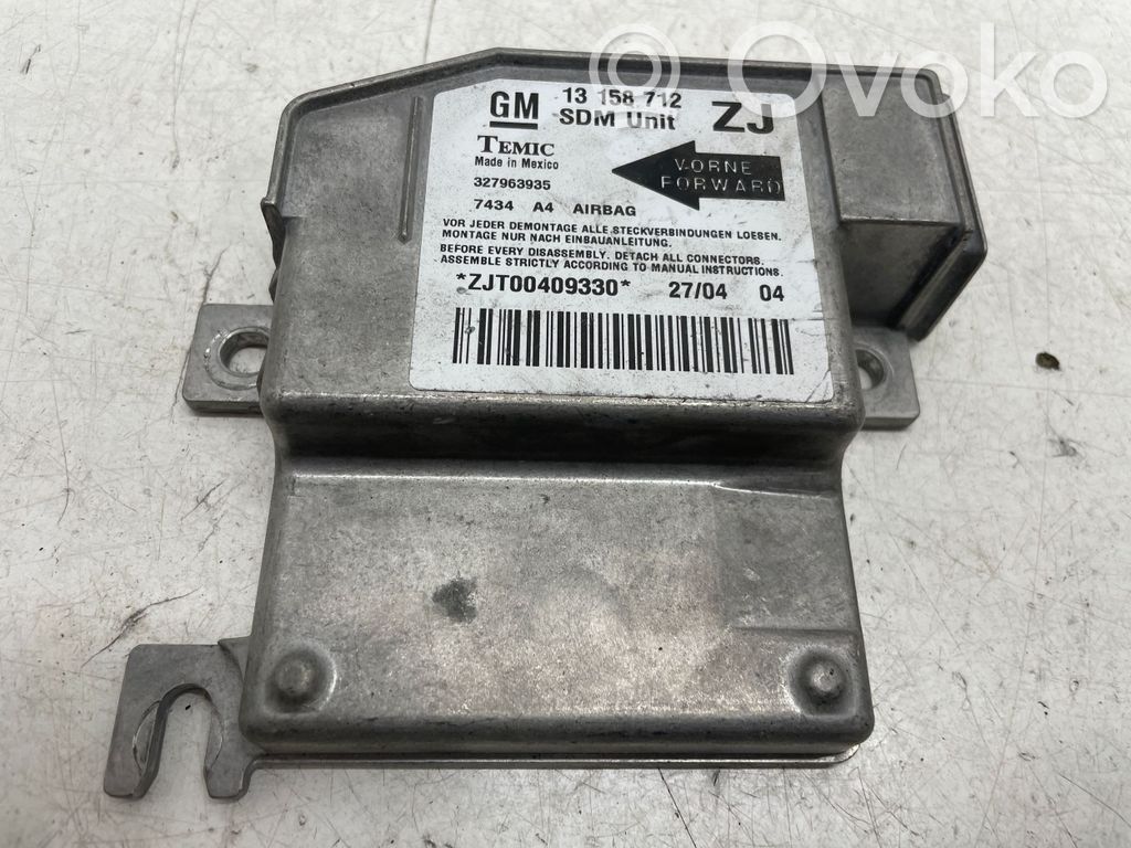 Opel Meriva B Airbag control unit/module 