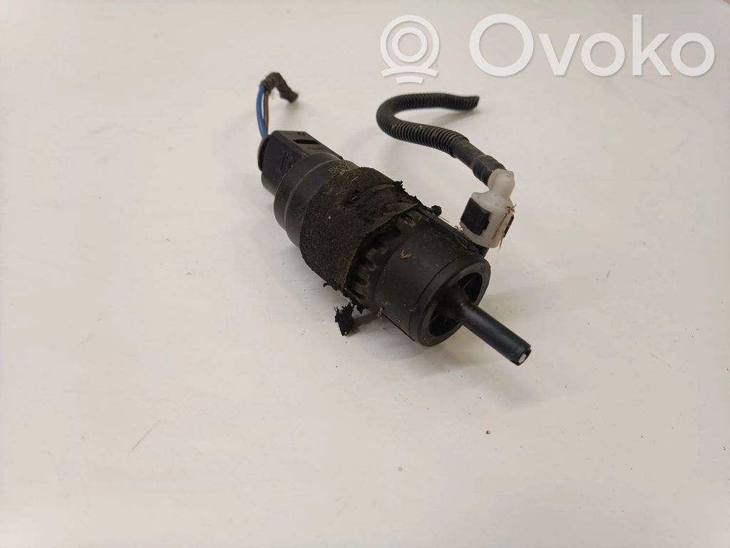 Audi TT TTS RS Mk3 8S Windscreen/windshield washer pump 