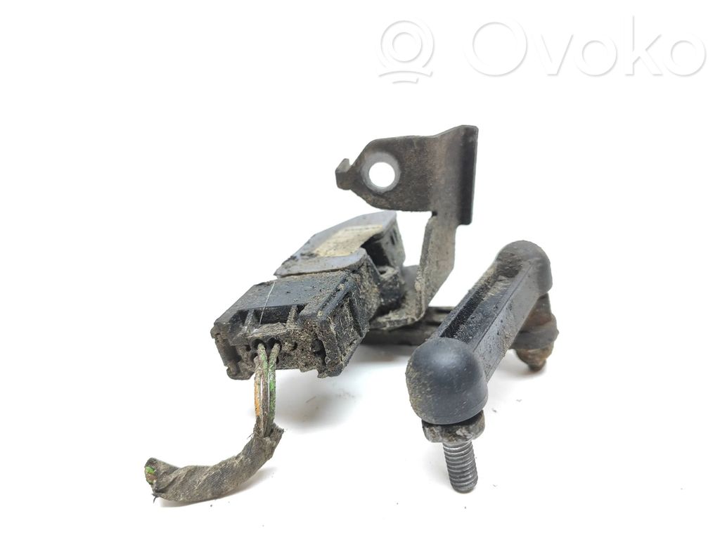 Volvo S90, V90 Headlight/headlamp level sensor 