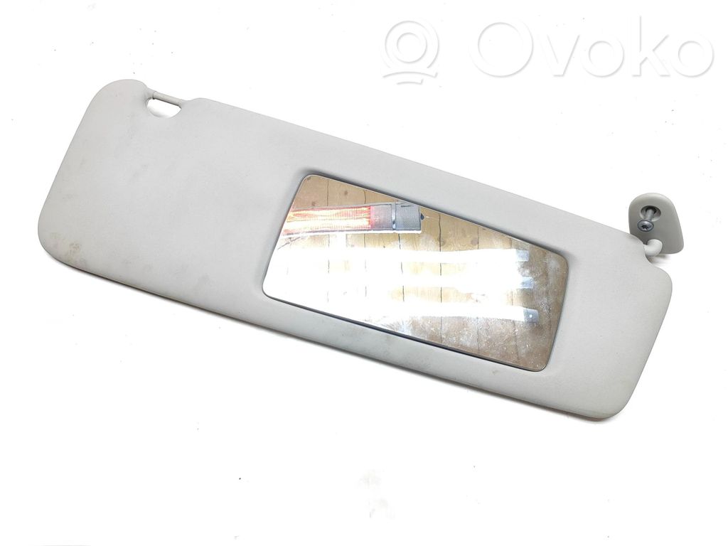 Sun visor
