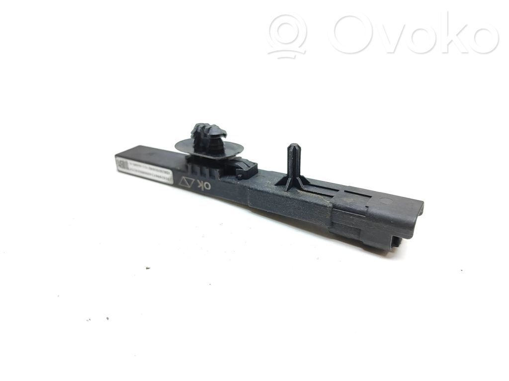 Peugeot 5008 II Radio antena 