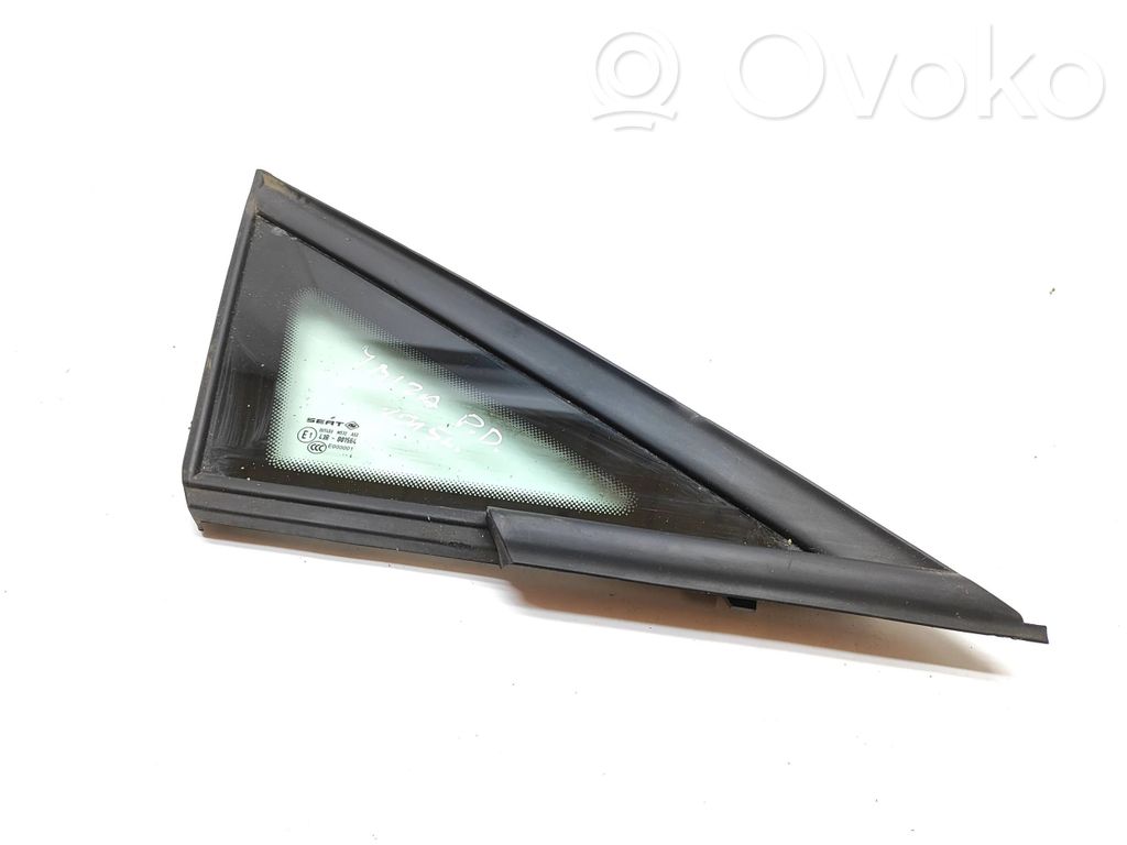 Seat Ibiza IV (6J,6P) Front door vent window glass four-door 