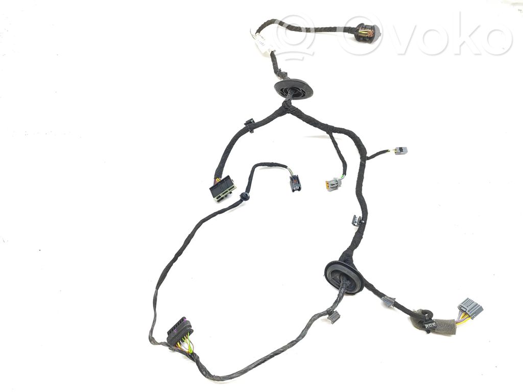 Volvo S90, V90 Cableado de puerta trasera 