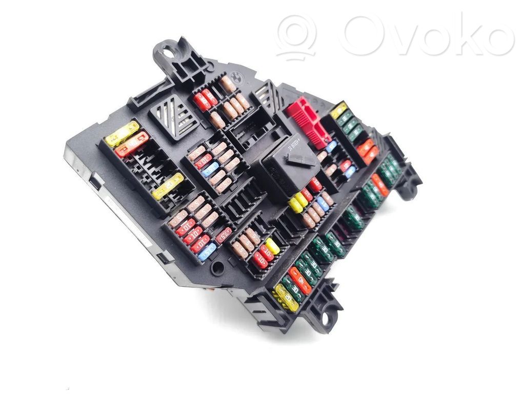 BMW 5 F10 F11 Fuse module 