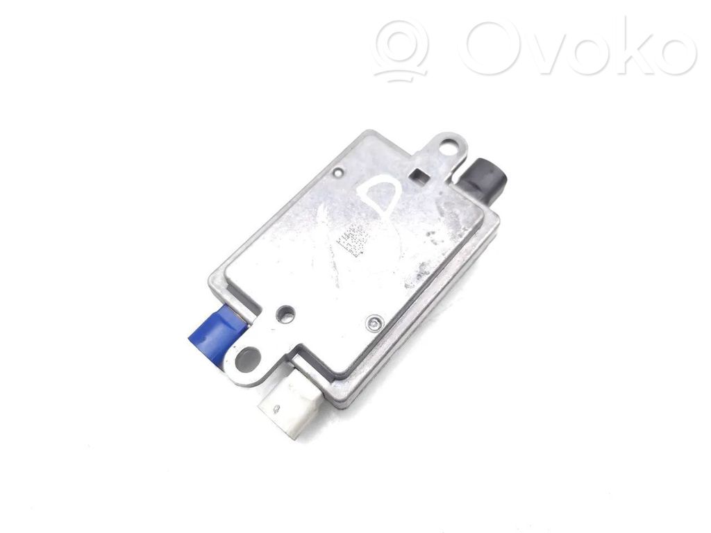 BMW 7 F01 F02 F03 F04 Amplificator antenă aeriană 