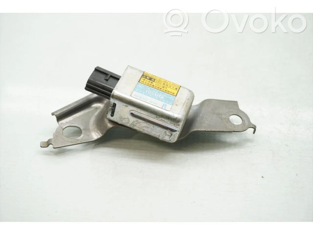 Lexus RX 300 Airbagsensor Crashsensor Drucksensor 