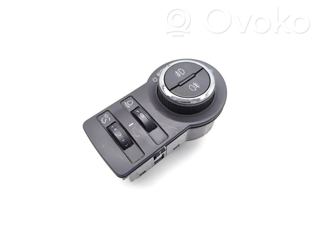 Opel Insignia A Light switch 