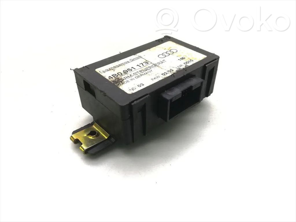 Audi A4 S4 B5 8D Alarm control unit/module 