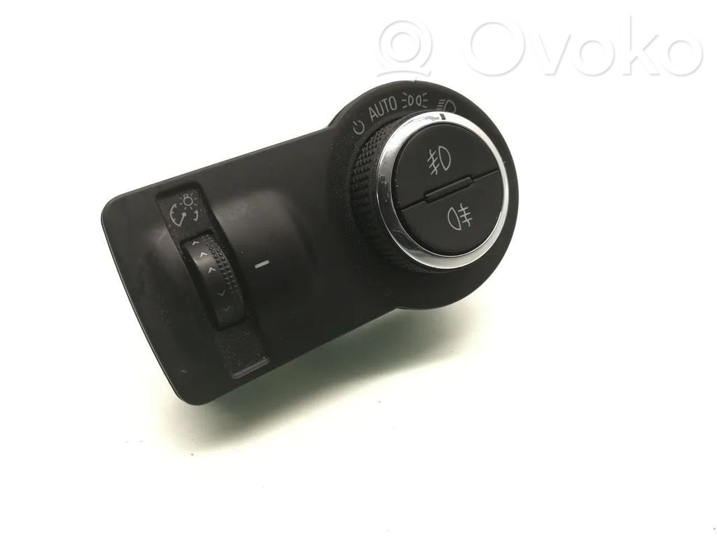 Opel Insignia A Light switch 