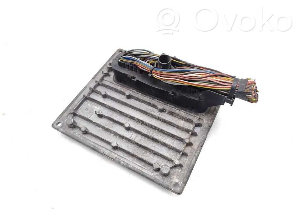 Ford Fiesta Engine control unit/module 