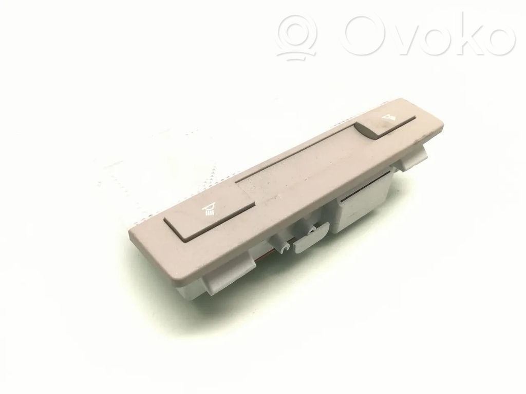 Opel Astra J Rear seat light 