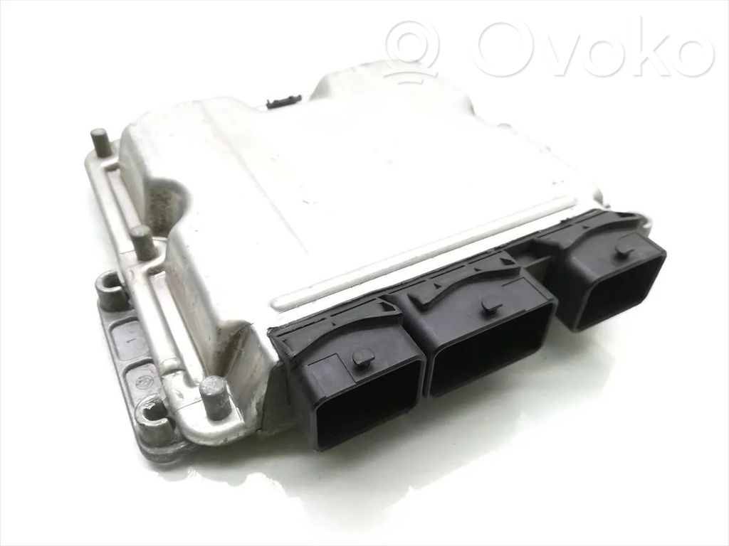 Peugeot 807 Engine control unit/module 