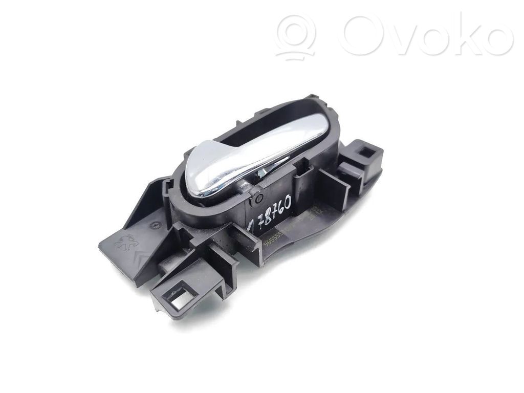 Peugeot 207 Front door interior handle 