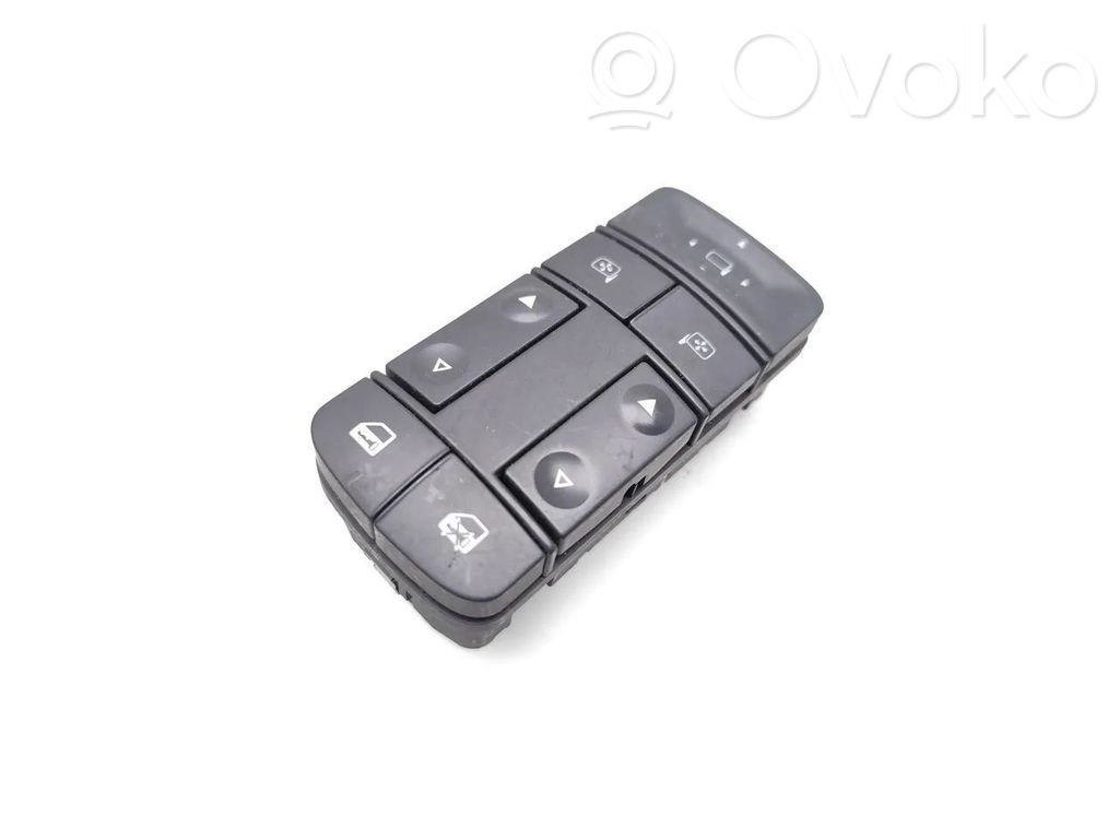 Opel Vectra C Przyciski szyb 