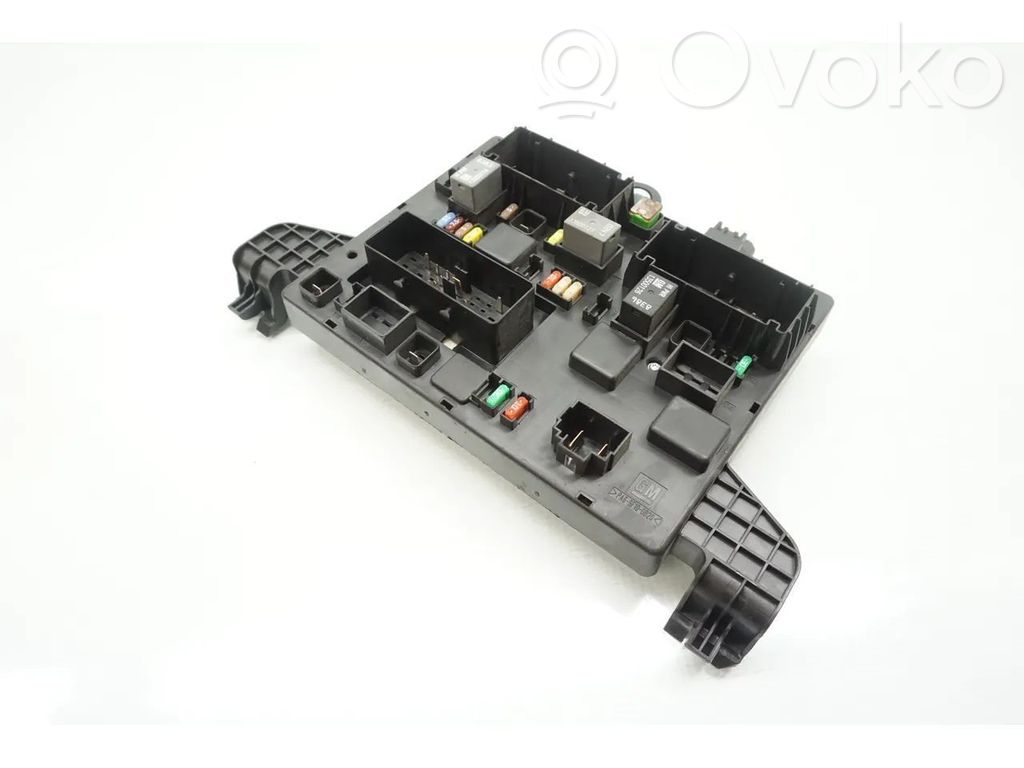 Opel Astra J Fuse box set 