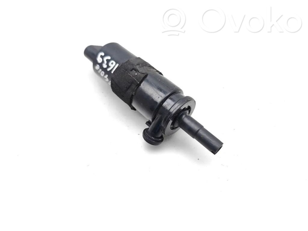 Audi A7 S7 4G Headlight washer pump 
