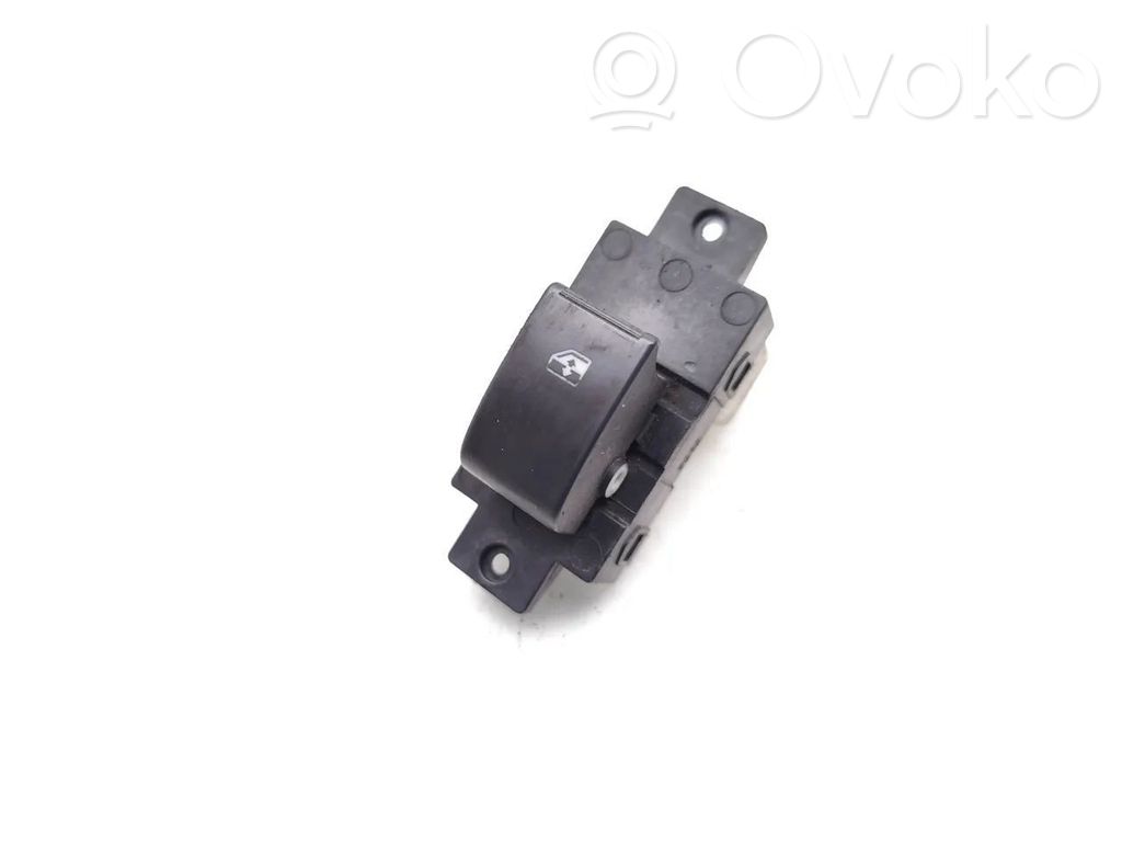 Opel Antara Electric window control switch 