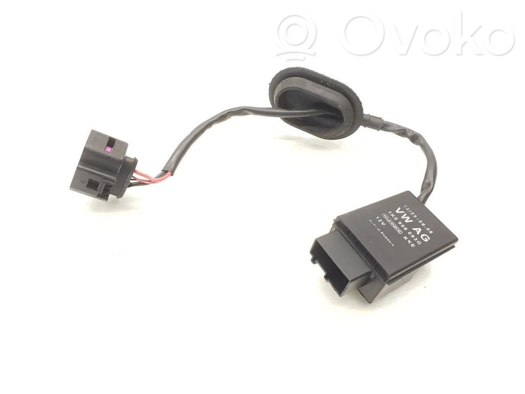 Seat Ibiza IV (6J,6P) Fuel injection pump control unit/module 
