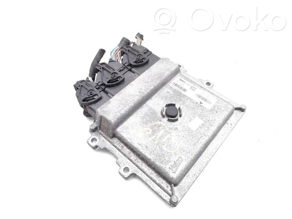 Renault Captur Engine control unit/module 