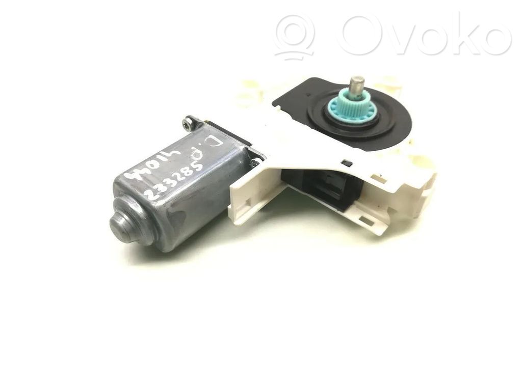 Audi A1 Front door window regulator motor 
