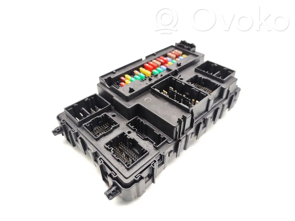 Ford Mondeo MK V Sulakemoduuli 